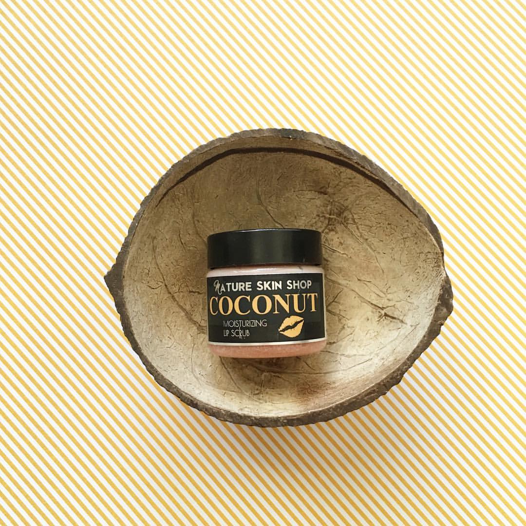 Coconut Moisturizing Sugar Lip Scrub-1