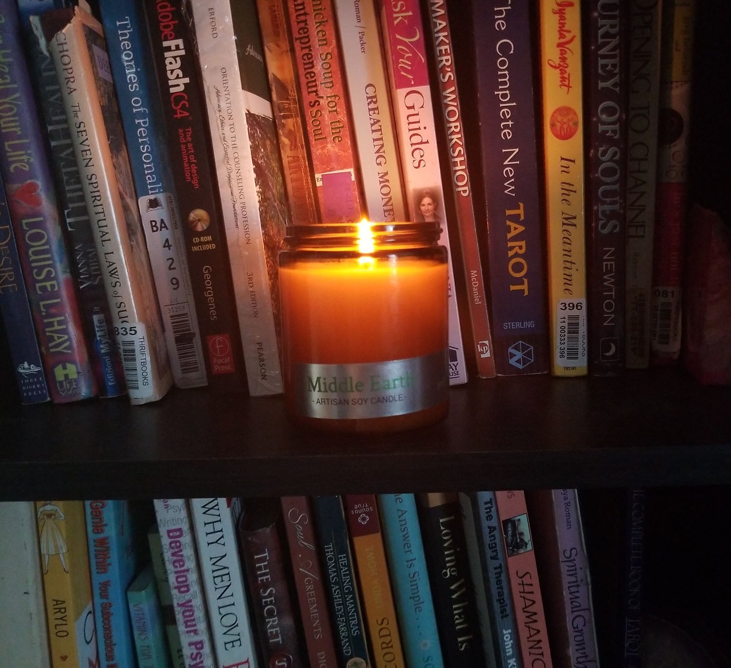 Middle Earth Artisan Soy Candle-1